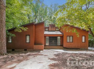 911 Burtonwood Cir, Charlotte, NC 28212