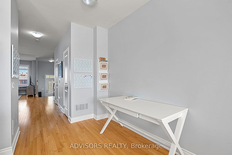 Toronto House for rent - 3 Bedrooms — photo 16