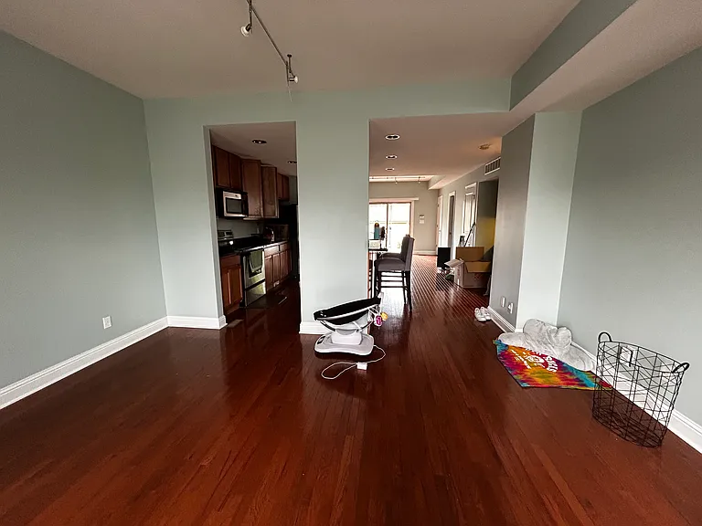 4390 Olive St — Photo 3