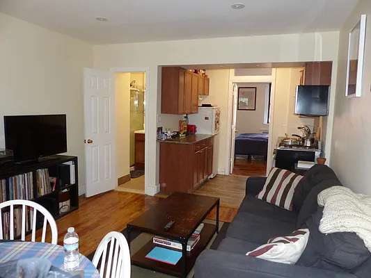 Rented by Immac Realty | media 31