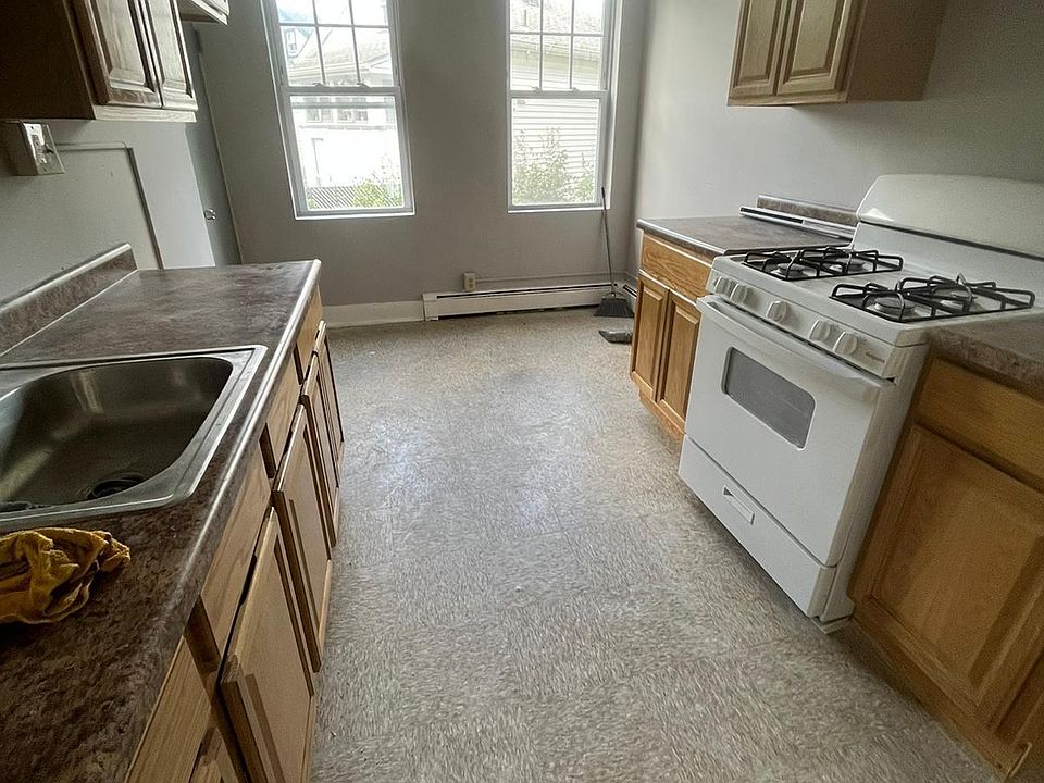 1st image of 65 Harrison Ave #2L