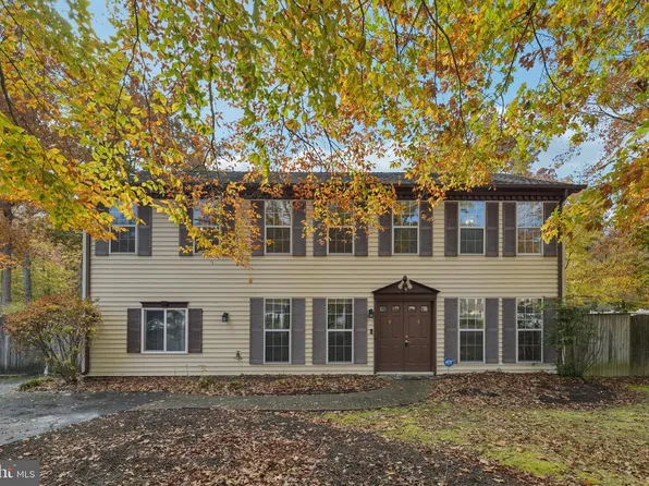 3017 Bramblewood Ct, Waldorf, MD 20603