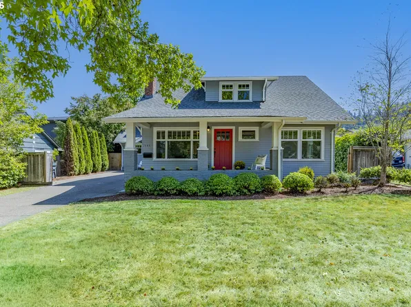 1545 Villard St, Eugene, OR 97403