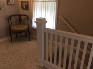 1137 Grandview Ave, Columbus, OH 43212