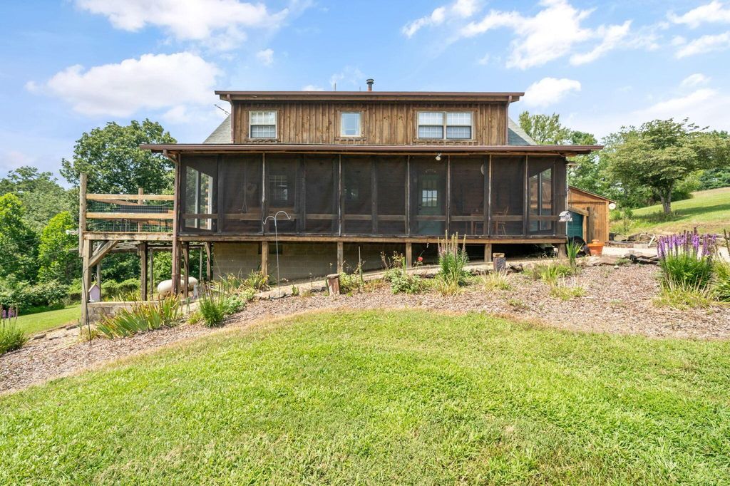 Real estate listing image