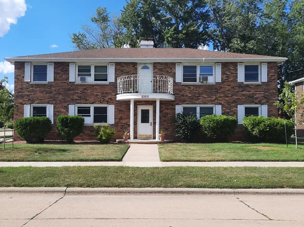 2300 E Peter St APT 1, Appleton, WI 54915