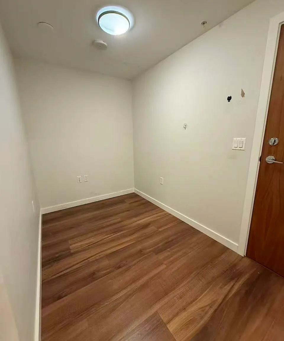 1 bed, 588 sqft, $2,100 — Photo 3