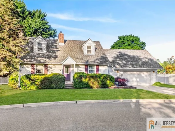 256 Adirondack Ave, Spotswood, NJ 08884