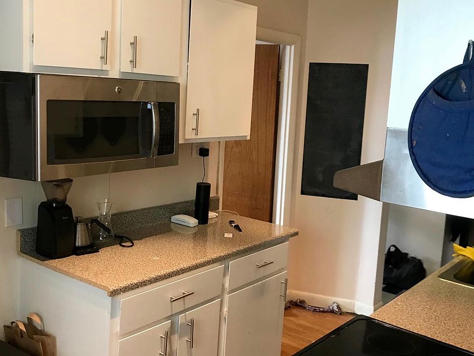 2nd image of 374 Washington St #1