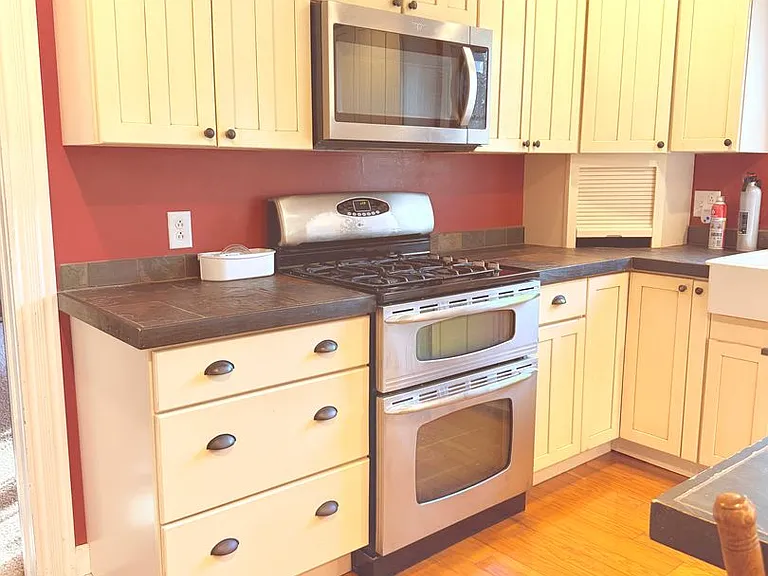 810 Lizabeth Dr — Photo 10