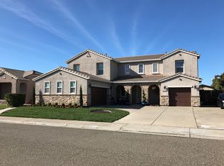 8481 Greentrails Ct, Elk Grove, CA 95624