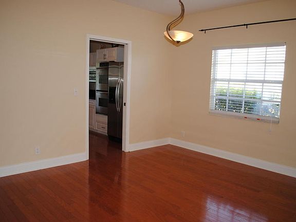 4th image of 110 Van Gogh Way