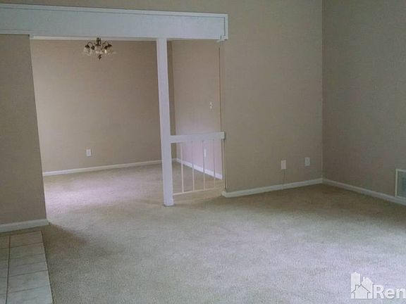 3rd image of 6699 Knollwood Cir