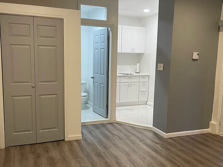 9 Cedar Ln — Photo 6