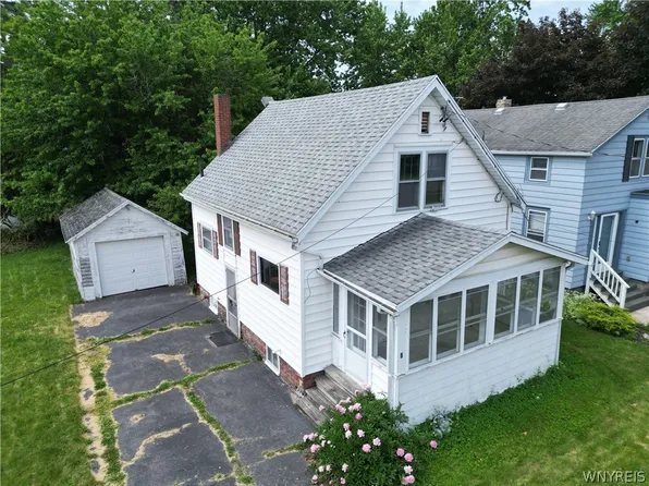 8 Denio St, Batavia, NY 14020