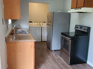 56 Main Ave, Huntsville, TX 77340