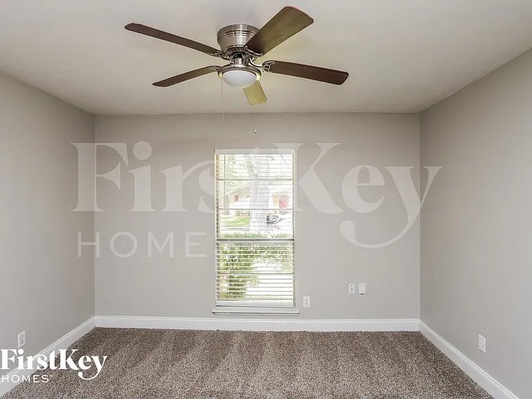 6418 Briar Knoll Dr — Photo 7
