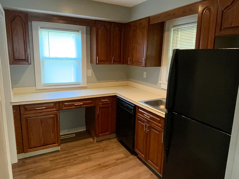 24273 Maplewood Dr — Photo 7