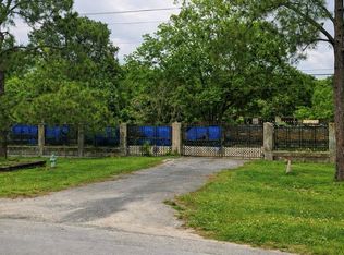 2005 S Highway 288b, Angleton, TX 77515