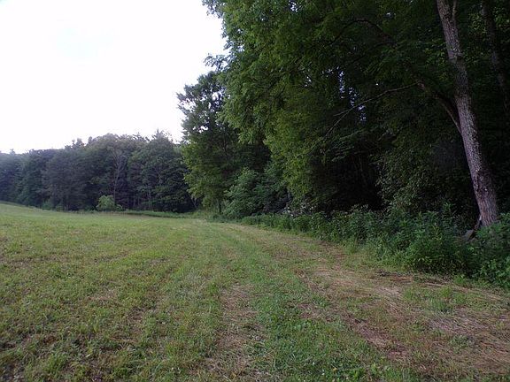 2nd image of Robinson Hollow Ln