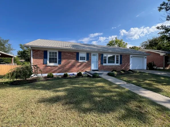 (undisclosed Address), Nicholasville, KY 40356