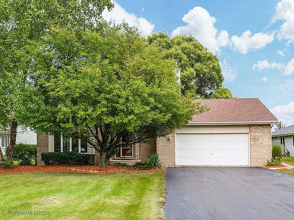 2nd image of 2300 Jackson Branch Dr
