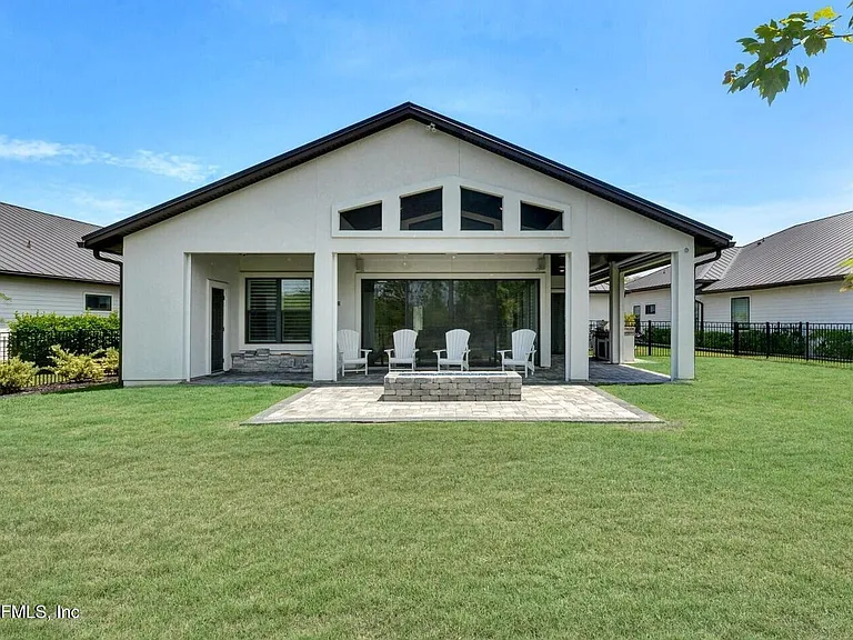 104 Marquesa Cir — Photo 37