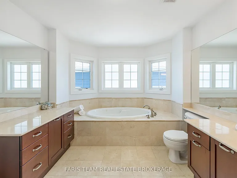 155 William St #12 — Photo 20