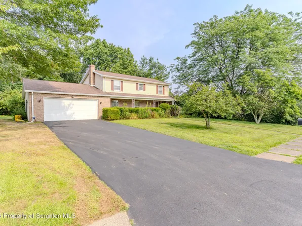 1001 Pheasant Run Rd, Clarks Summit, PA 18411