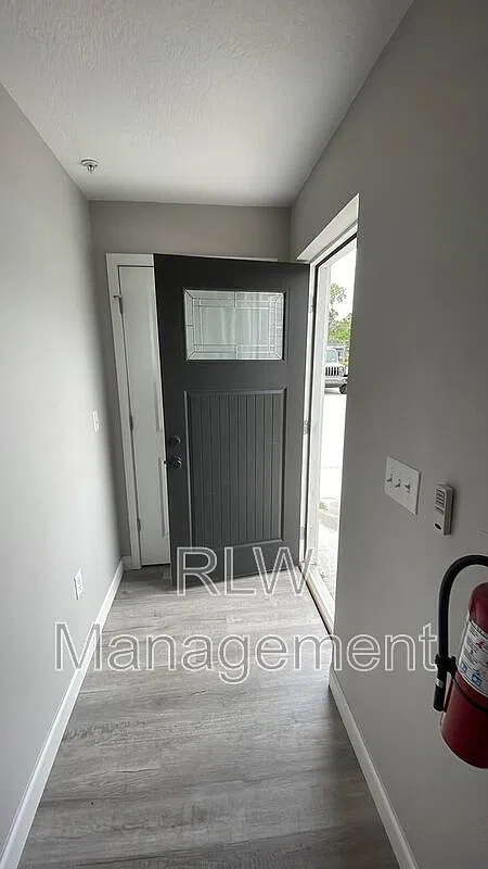 1 bed, 1.0 bath, 704 sqft, $1,150 — Photo 4