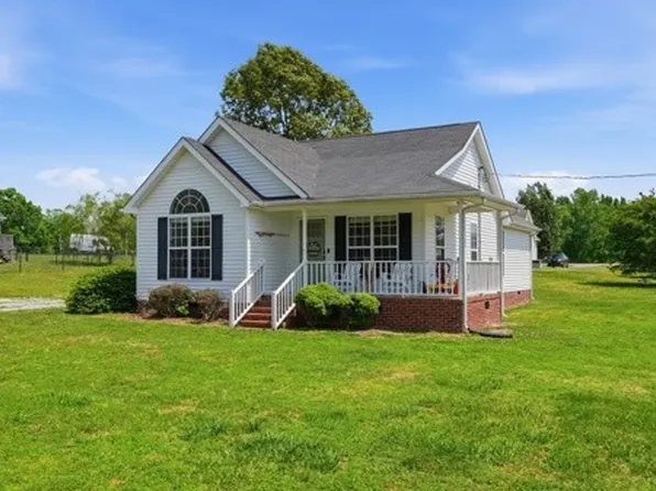 14 Ash Grove Rd, Fayetteville, TN 37334