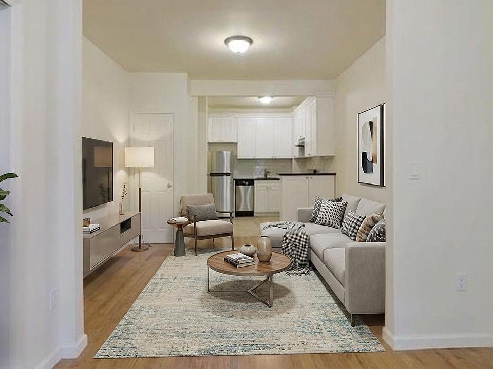 1st image of 462 6th St APT 1B