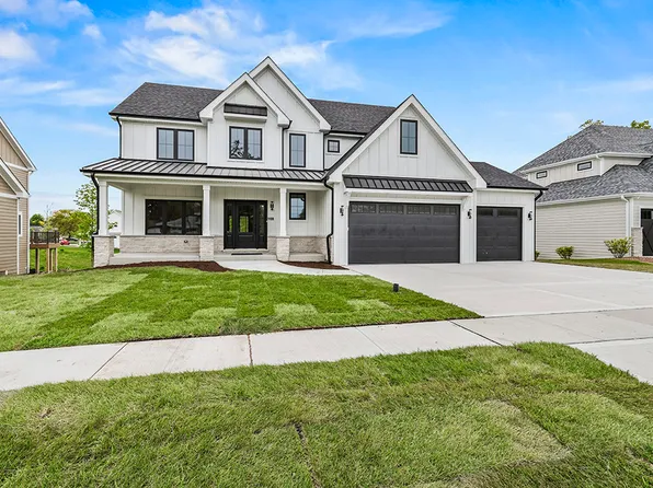 1108 Walter St, Lemont, IL 60439