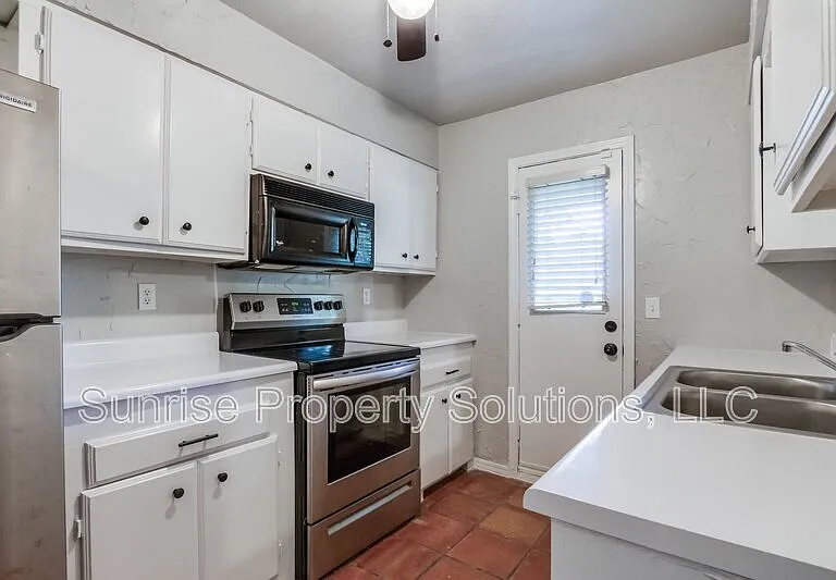 6708 N Meridian Ave #J — Photo 7