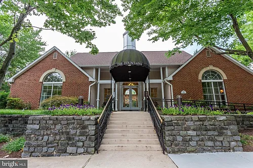 1504 Lincoln Way Photo 1