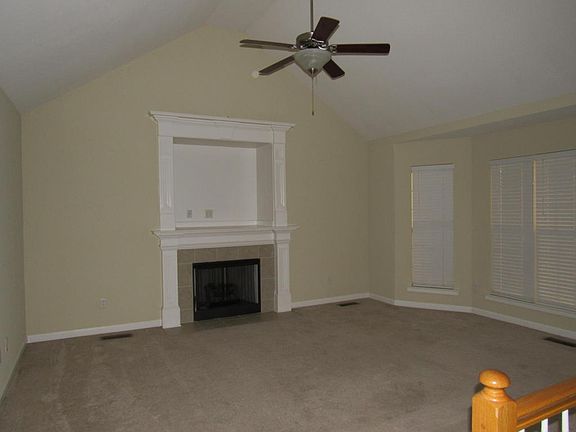 3rd image of 8642 Costa Ln #11