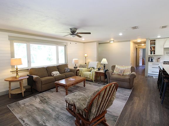 3rd image of 5303 Buck Lake Rd