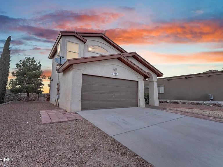 7489 Plaza Redonda Dr — Photo 3