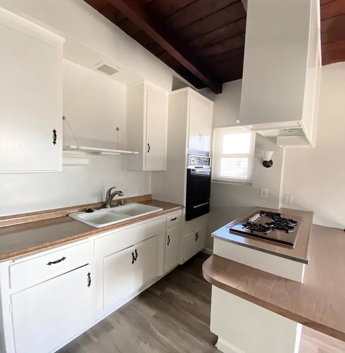 1 bed, 700 sqft, $2,100 — Photo 4
