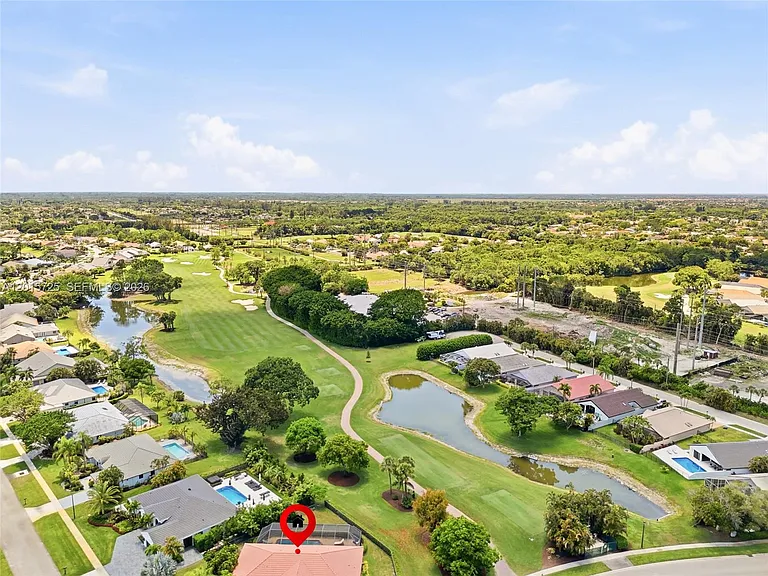 11008 Boca Woods Ln — Photo 52