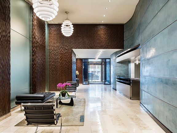 3rd image of 420 W 42nd St APT 30A