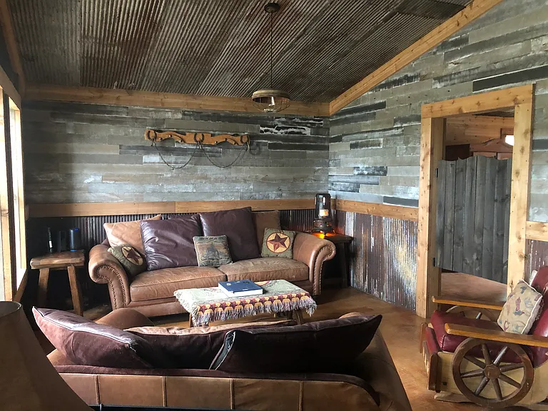 301 Eagles Nest Dr — Photo 3