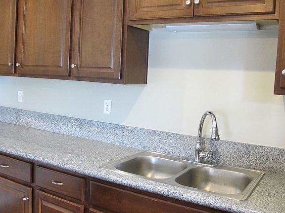 4th image of 1005 E Doran St APT C