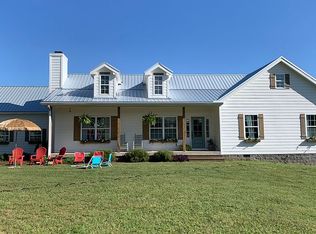 460 Cooksey Batson Rd, Charlotte, TN 37036