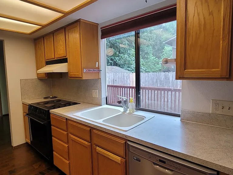 59 NW Bridle Ridge Blvd — Photo 9