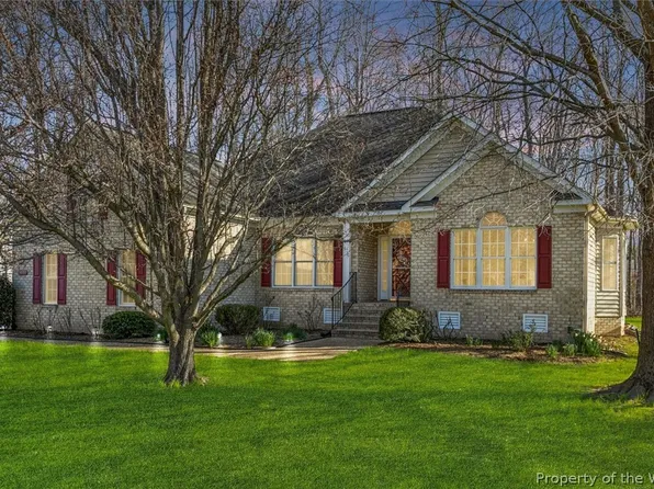 303 Coinjock Run, Yorktown, VA 23693