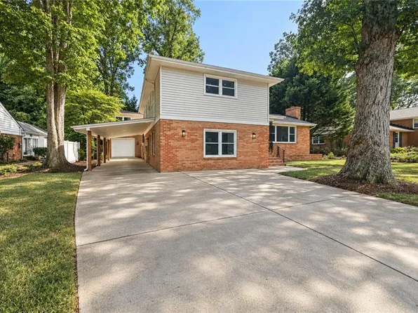 537 Hallmark Dr, Newport News, VA 23606