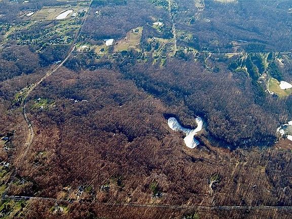 4th image of Auburn Rd