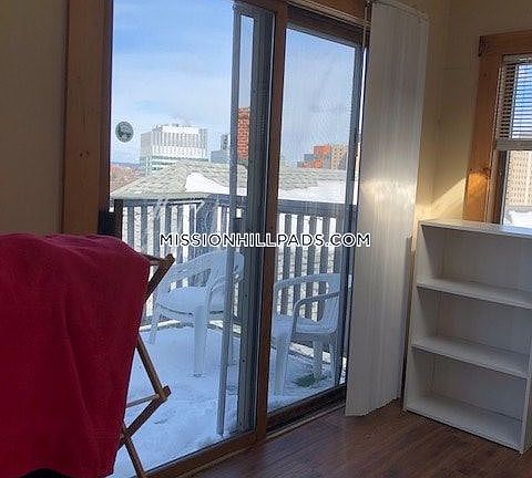 3 Sachem #3 Boston - Mission Hill Shared Unit Photo 10