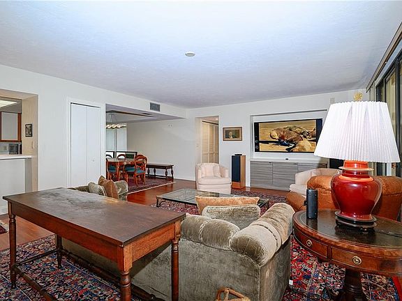 5th image of 5601 Turtle Bay DR #1203